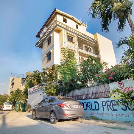 Oyo 431 Apollo 11 Apartelle Pasay Exterior foto